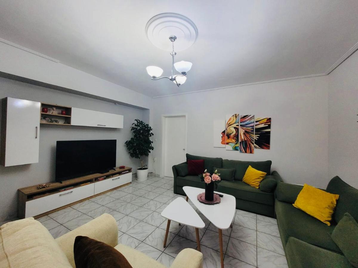 Anis Apartments Sarandë Esterno foto